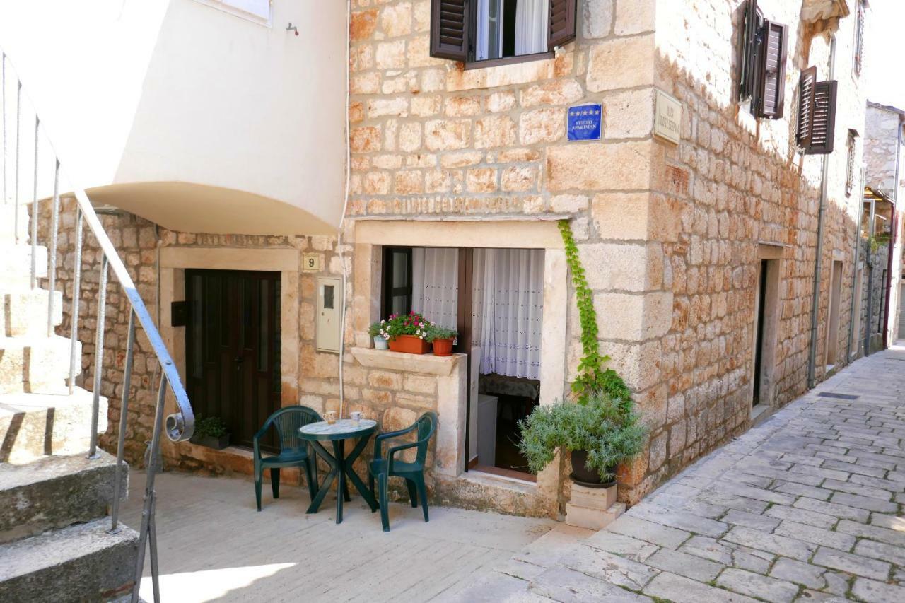 Apartment Ljubica *